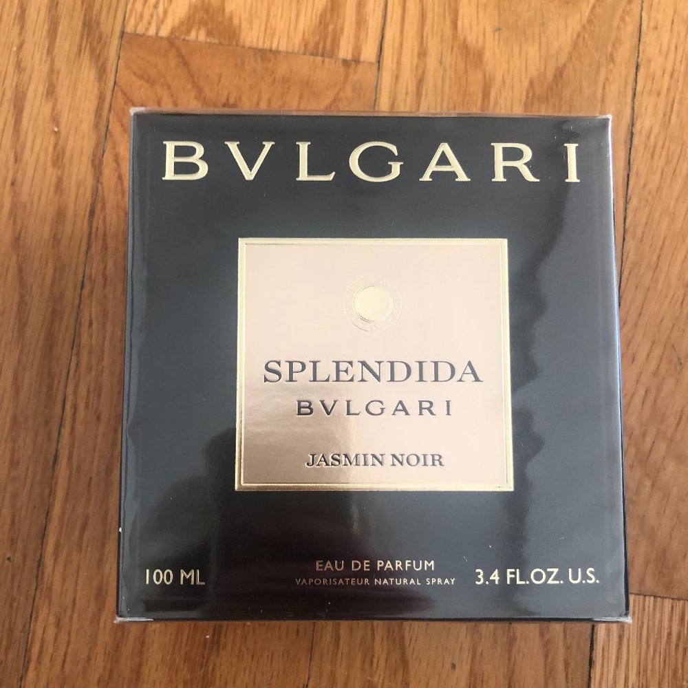 Bvlgari Jasmin Noir Perfume